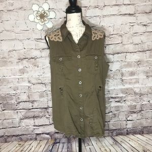 GIMMICKS BY BKE Buckle military shirt